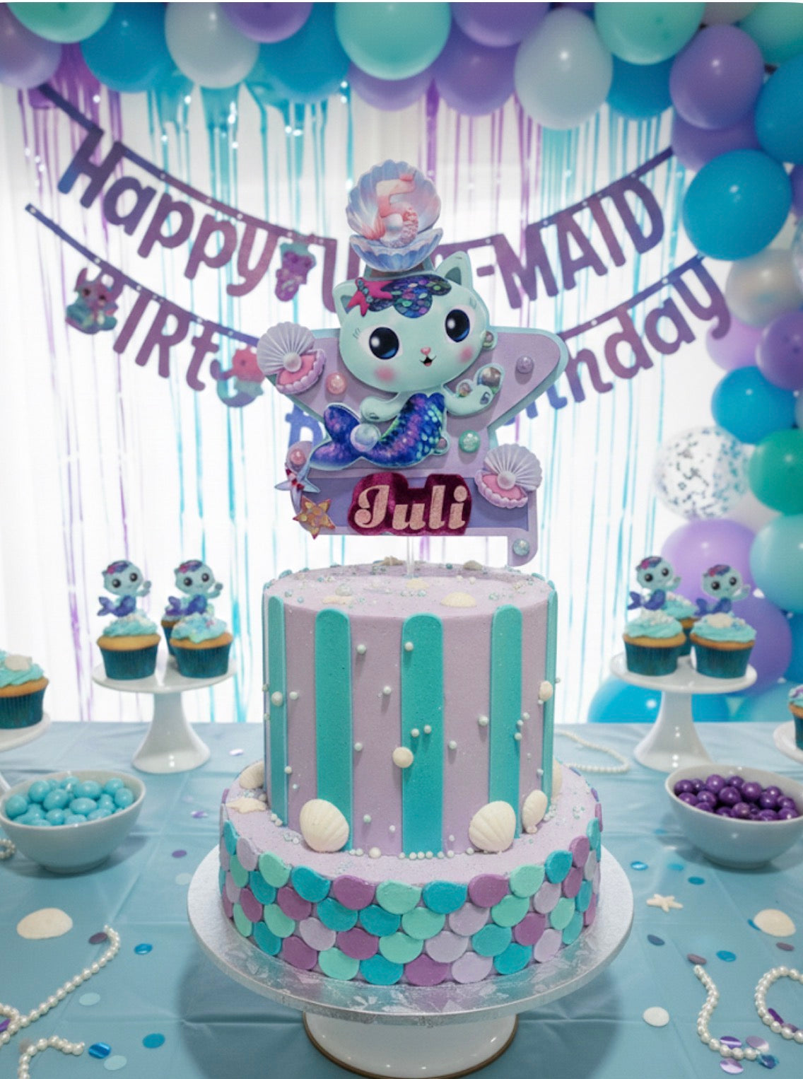 Mercat cake topper